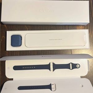 Apple Watch series 7- 41mm